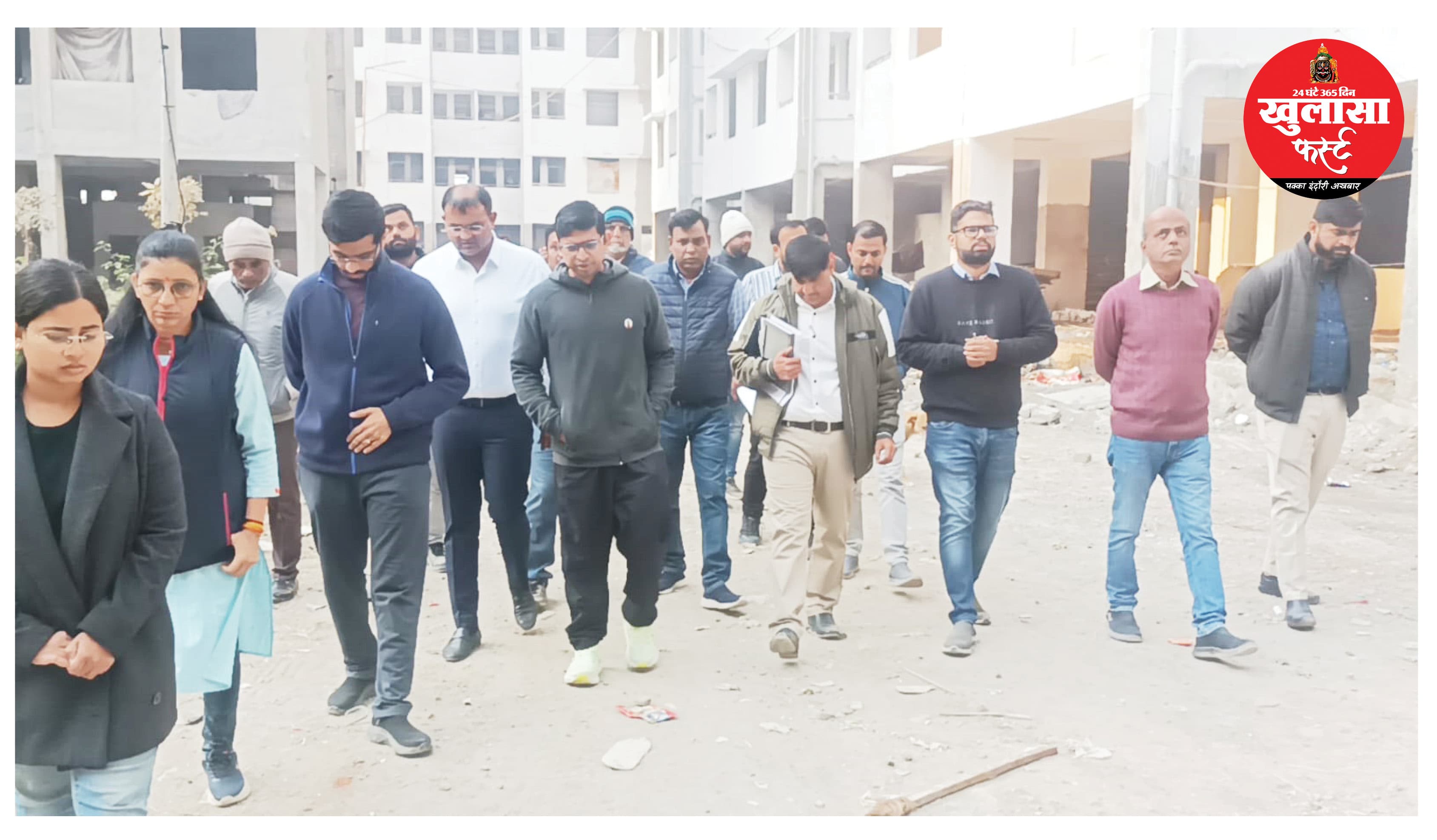 प्रधानमंत्री आवासों के निर्माण में तेजी लाएं, निगमायुक्त सिंघल