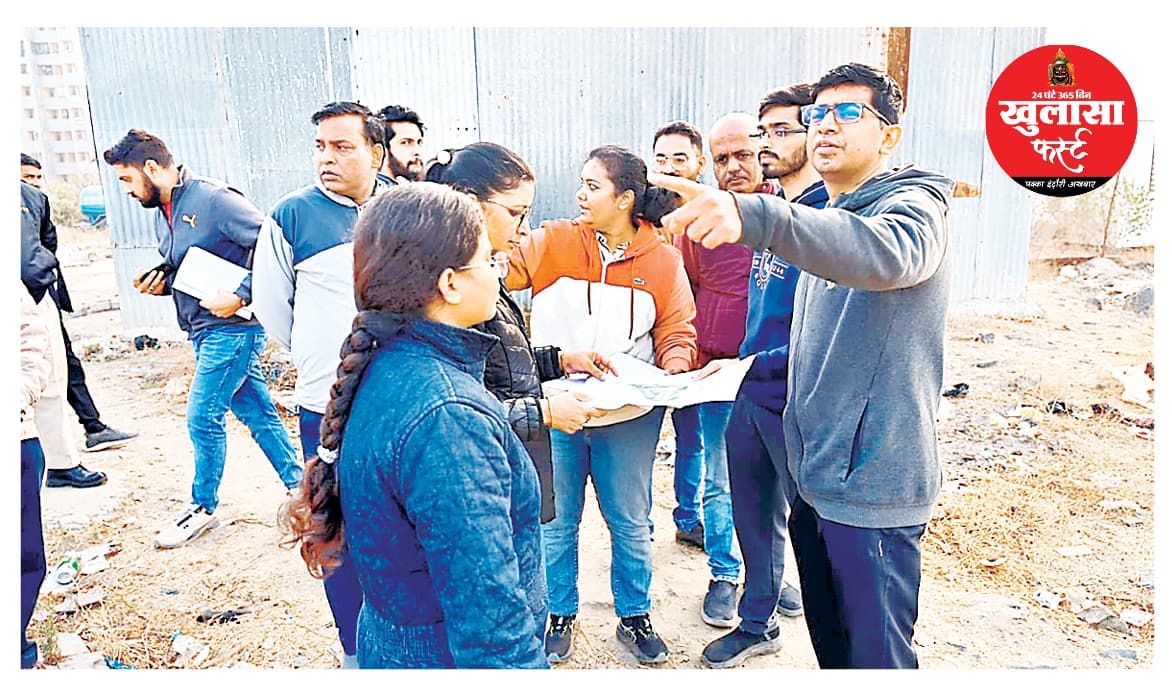 ताप्ती परिसर का निरीक्षण करने पहुंचे निगमायुक्त
