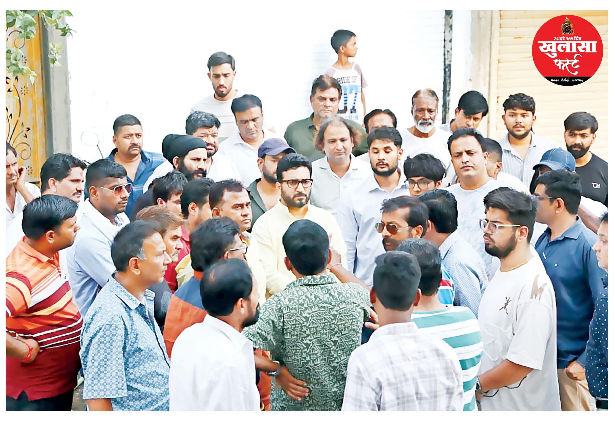 विधायक पुत्र पर प्रोटेक्शन मनी और अवैध निर्माण के आरोप