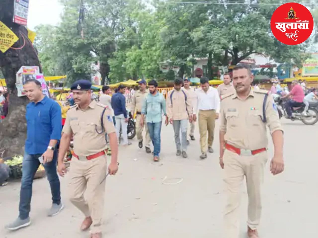 बदमाशों का निकाला जुलूस
