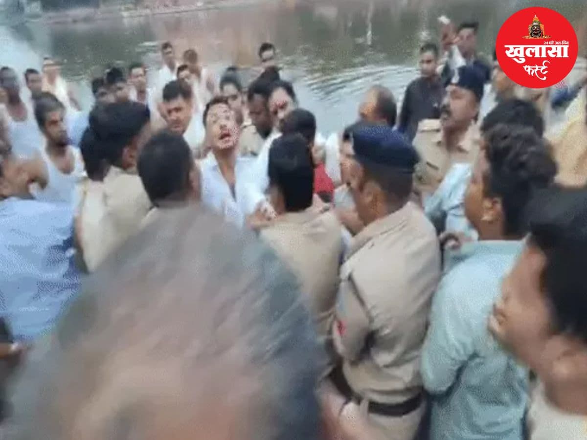 रामघाट पर शिप्रा आरती को लेकर घमासान