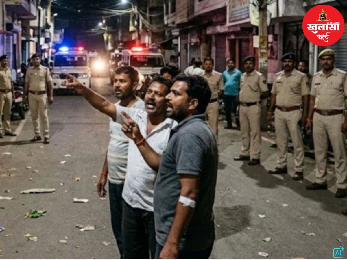 गणेश उत्सव का पोस्टर फाड़ने को लेकर विवाद