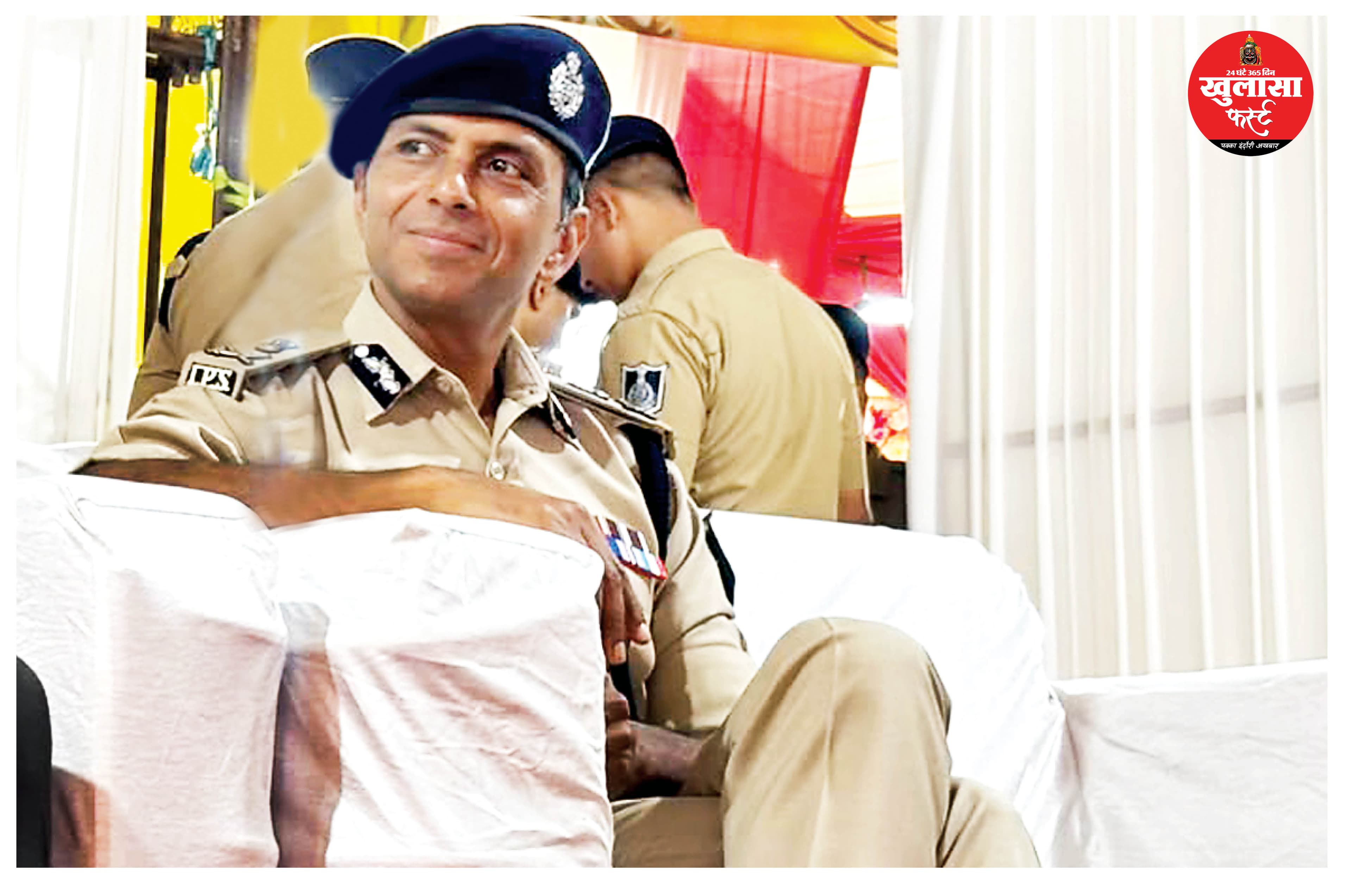 जम गई पुलिस कमिश्नर की झांकी