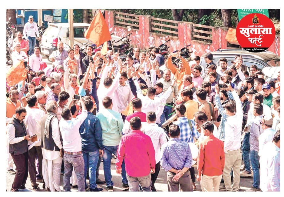 ढोल-नगाड़े पर झूमने के बाद फिर नाराज किसान