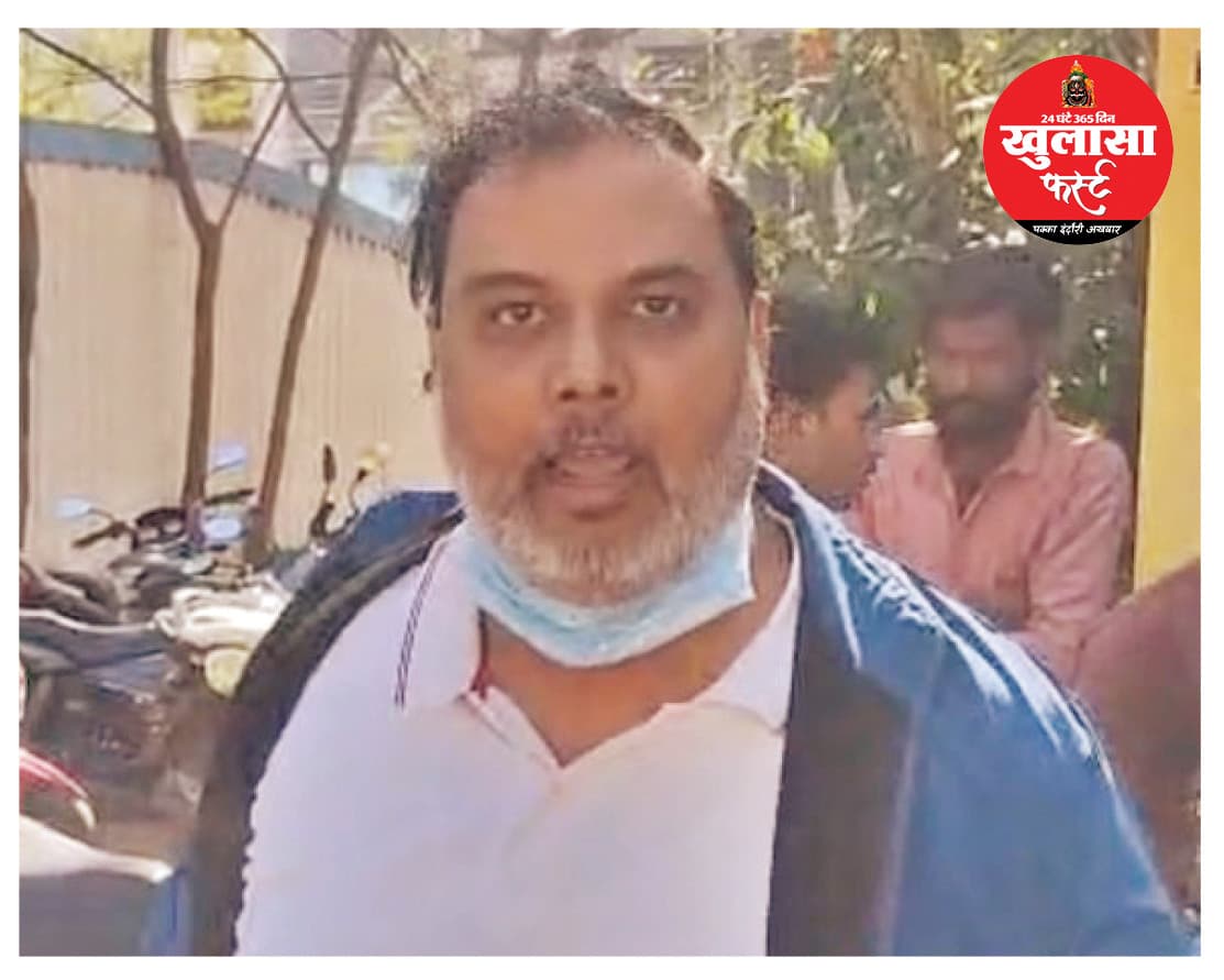बदमाश वसीम बोला- नौकरी छुड़ा दूंगा, बिस्तर पर पड़ी मिलेगी