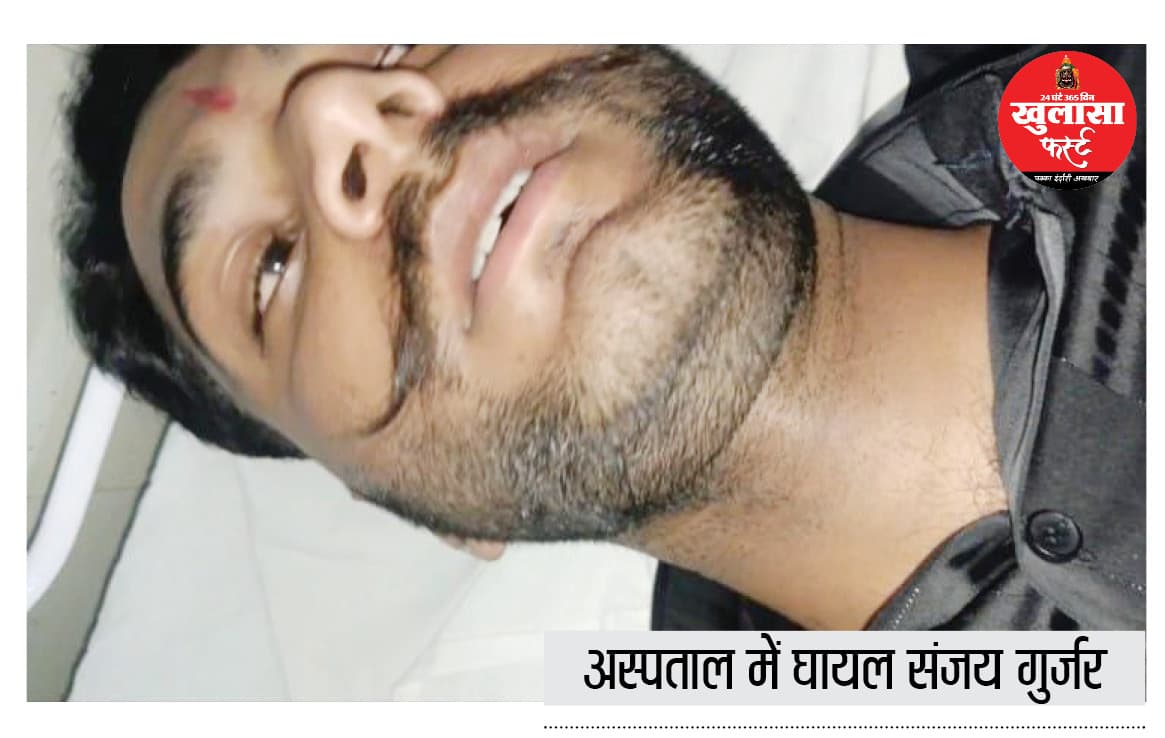 रंजिशवश दिनदहाड़े शो-रूम में घुसकर युवक को गोली मारी