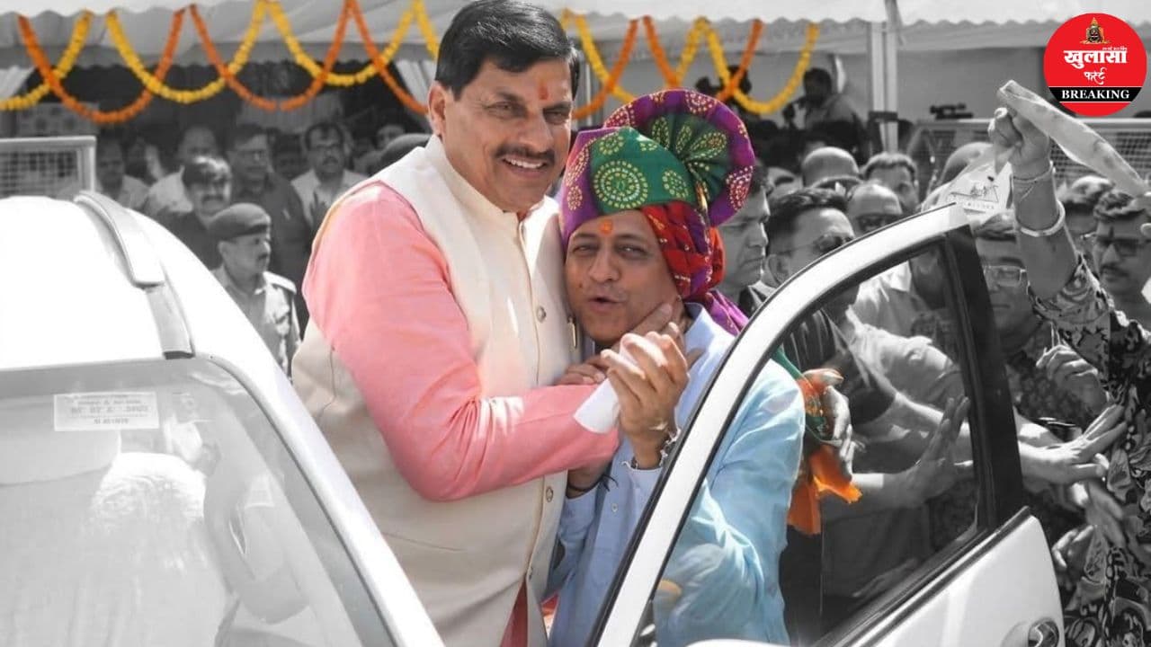 तस्वीर ने मचाई सियासी हलचल
