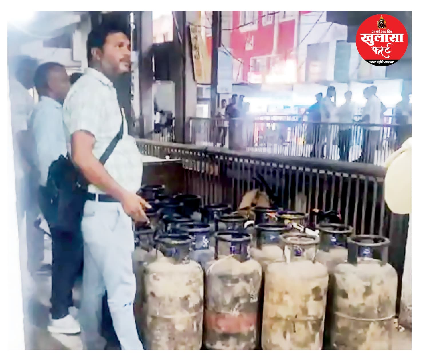 महाराजा काम्प्लेक्स में मिला कमर्शियल सिलेंडरों का जखीरा