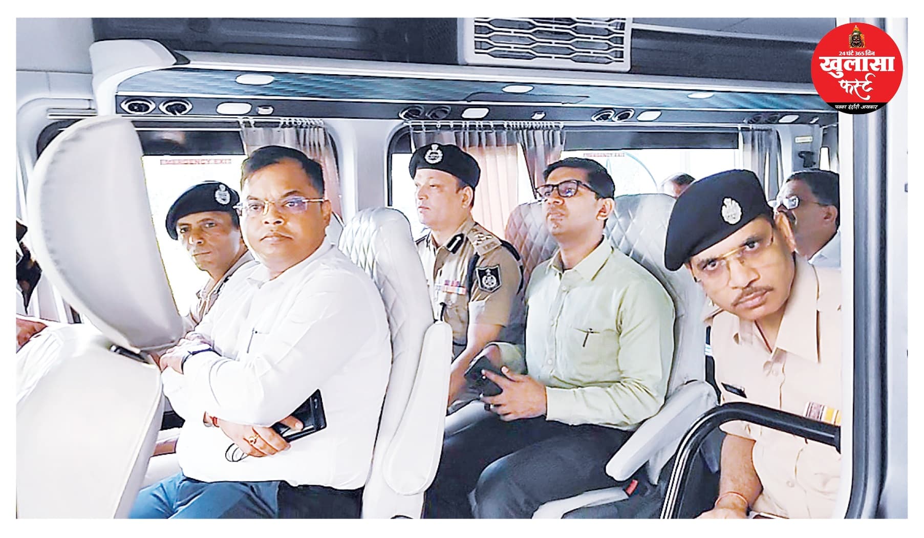 बस में बैठकर पहुंचे ब्रिक्स बैठक स्थल