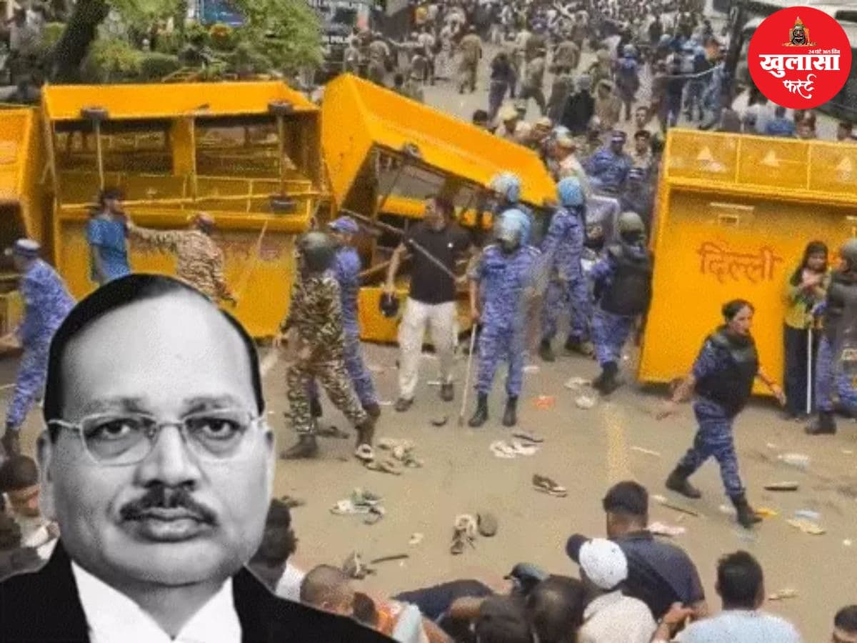 छात्रों पर लाठीचार्ज का मामला
