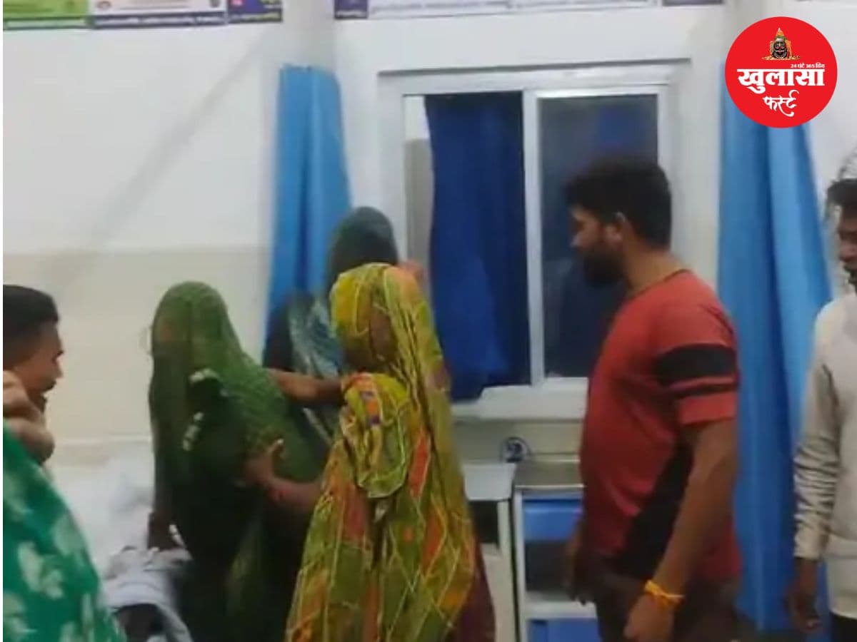 कच्चे मकान में फंदे पर मिले पिता-पुत्र के शव