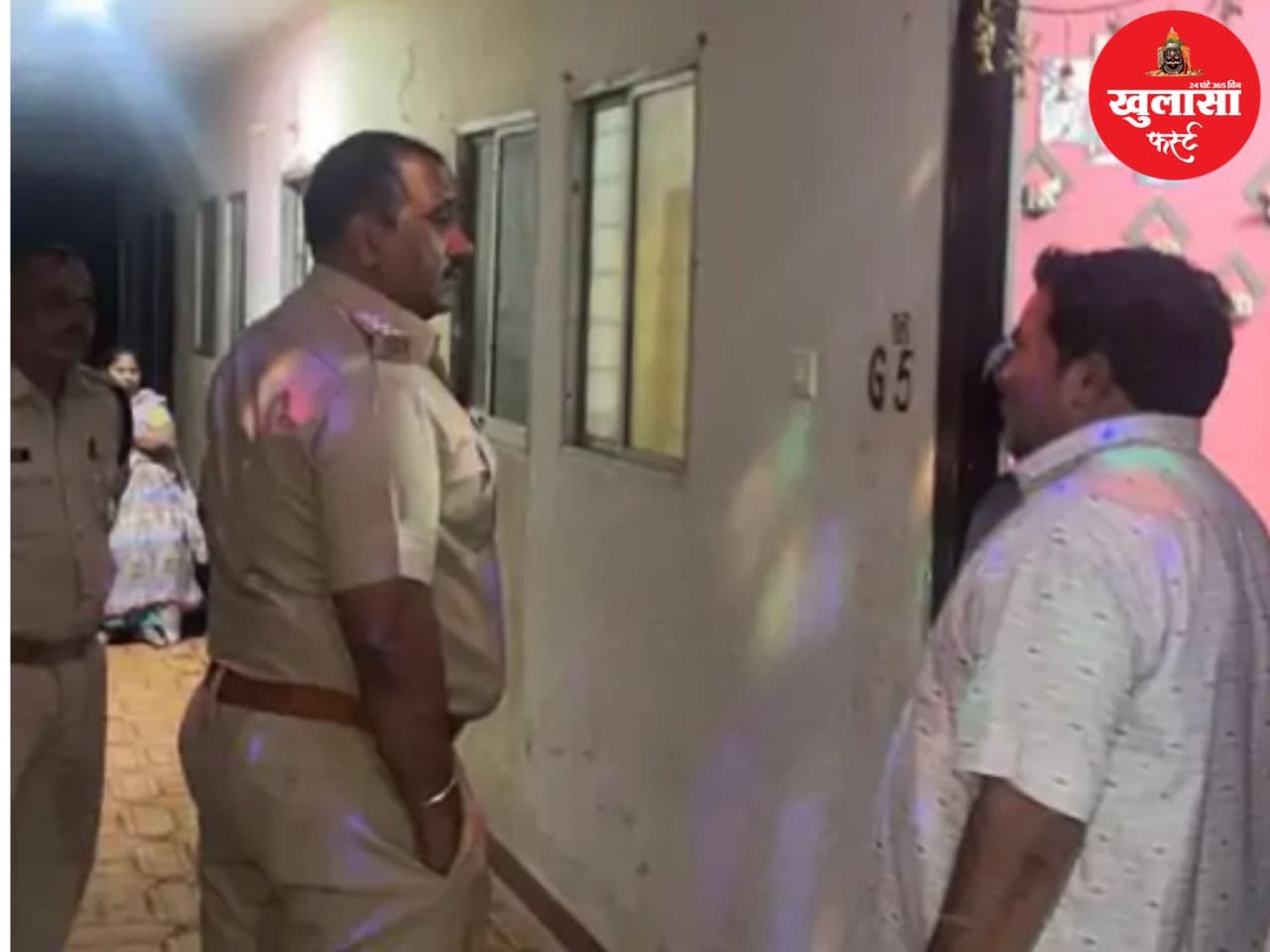 महिला मित्र के फ्लैट में मिला बिजली कर्मचारी का शव
