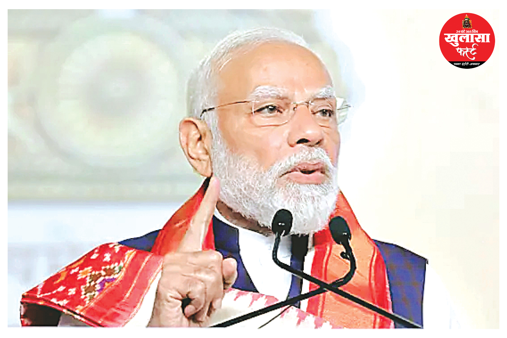 200 गाड़ियों के काफिले के साथ पहुंचे चार्ज लेने